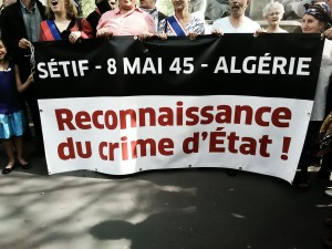Le 8 mai 2016, place du Châtelet, le Mouvement de la Paix était présent auprès de nombreuses associations pour que ne soient pas oubliés les massacres de l'armée française le 8 mai 1945 en Algérie, notamment à Sétif.