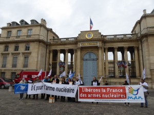 Remise-des-petitions-
