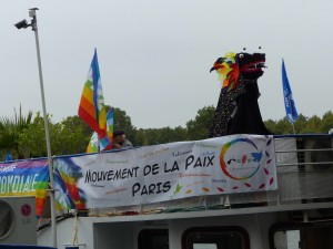 le-dragon-sur-la-peniche